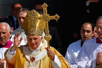 Pope Benedict celebrates Mass in Bethlehem