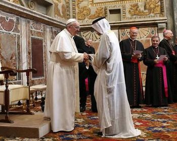 Pope Francis meets a Muslim